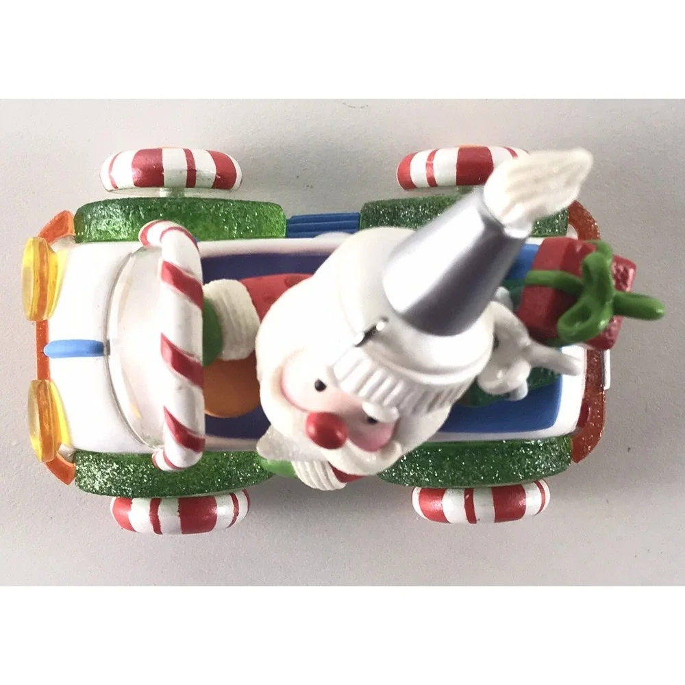 Hallmark Keepsake Ornament 2007 Santas Sweet Ride Light 1 In Series Candy‎ Baker